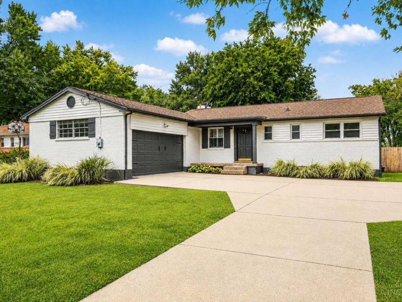 12175 Snider Road, Sycamore Township, OH 45249 Photo 1