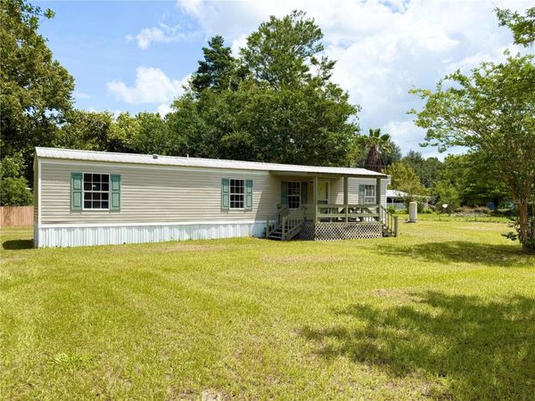 219 SE ADAMS STREET , HIGH SPRINGS, FL 32643
