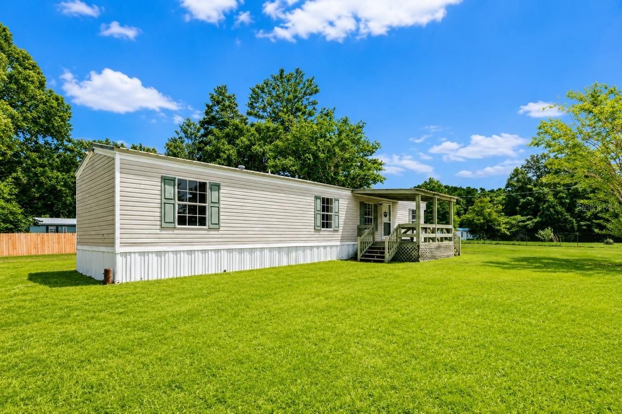 219 SE Adams Street , High Springs, FL 32643 Main Photo