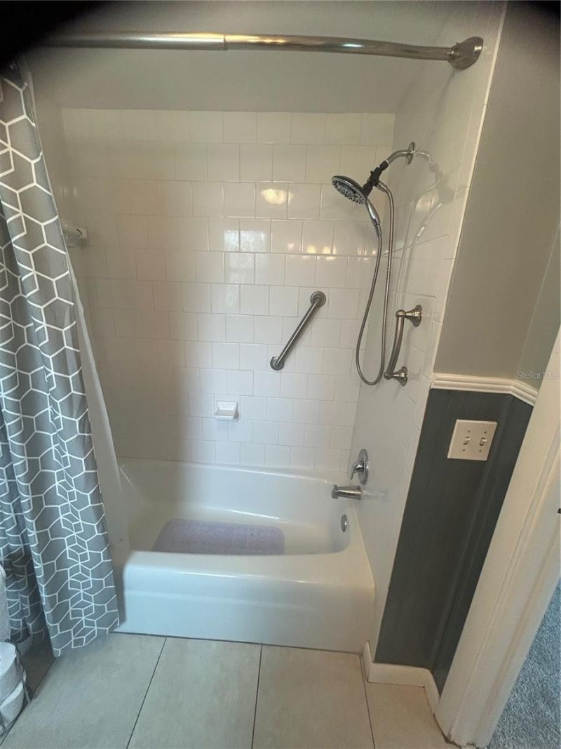 300 35th Avenue N, Unit F8, Saint Petersburg, FL 33704 Photo