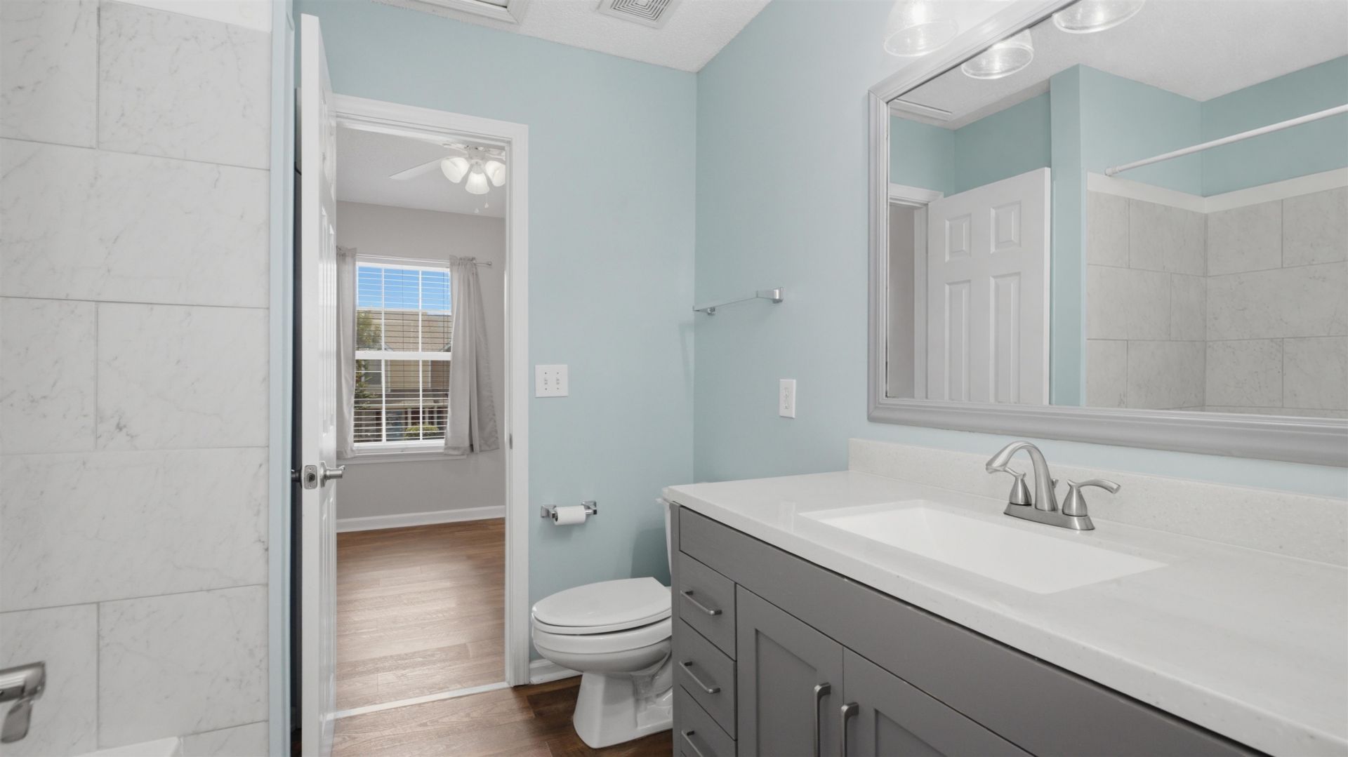 3586 Evergreen Way Photo 26
