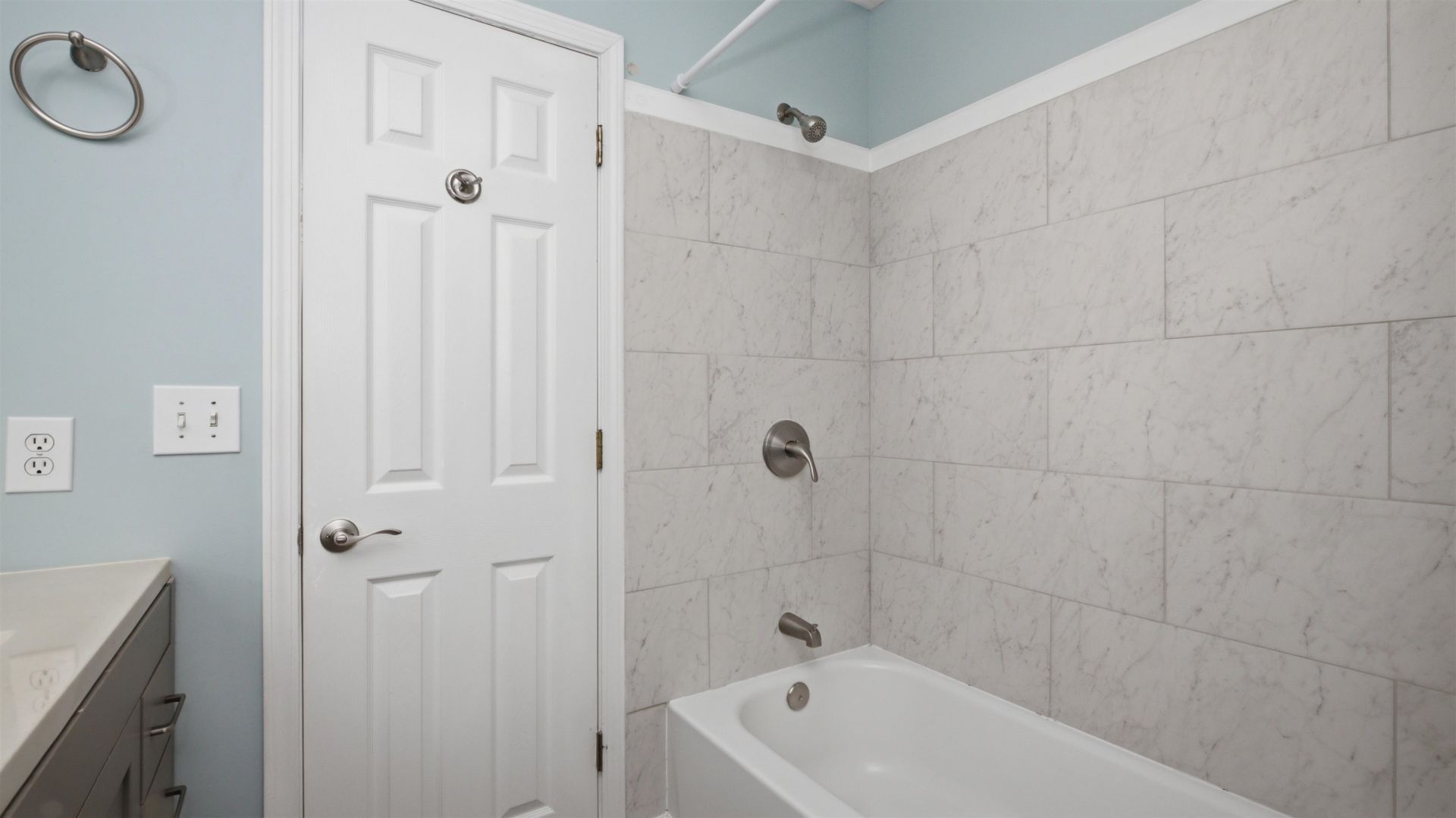 3586 Evergreen Way Photo 28