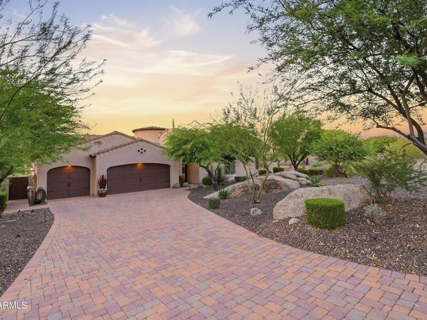 8584 E TUMBLEWEED Drive, Scottsdale, AZ 85266