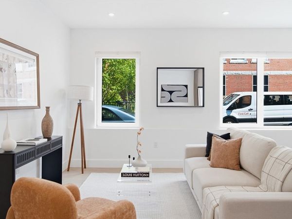 27 Dixwell St, Unit 4A, Boston, MA 02119