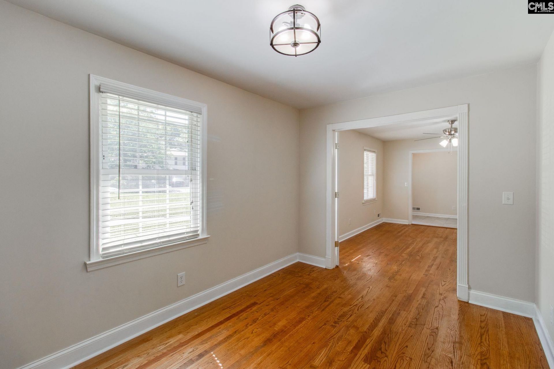 2533 Chatsworth Road  Photo 11