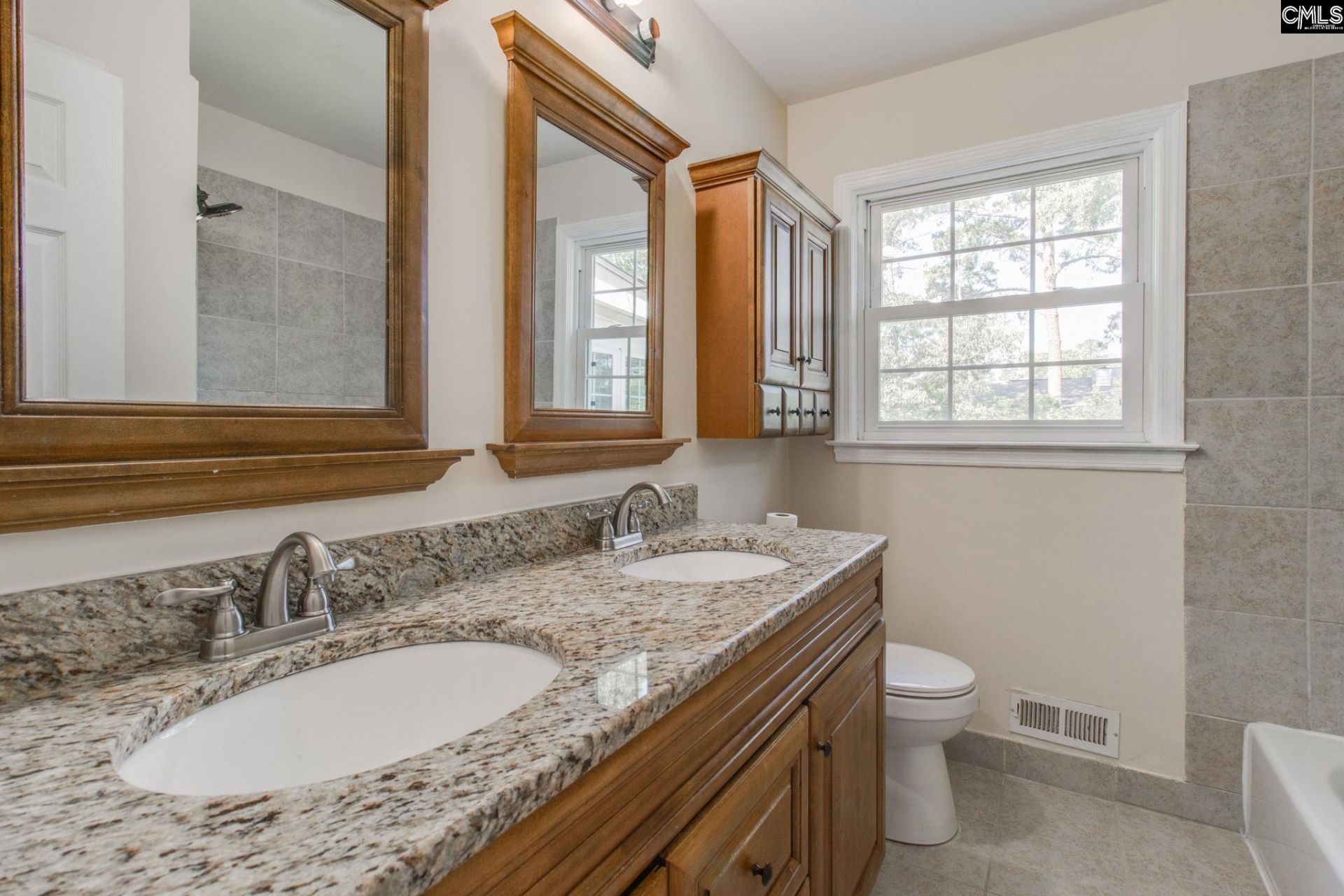 2533 Chatsworth Road  Photo 28