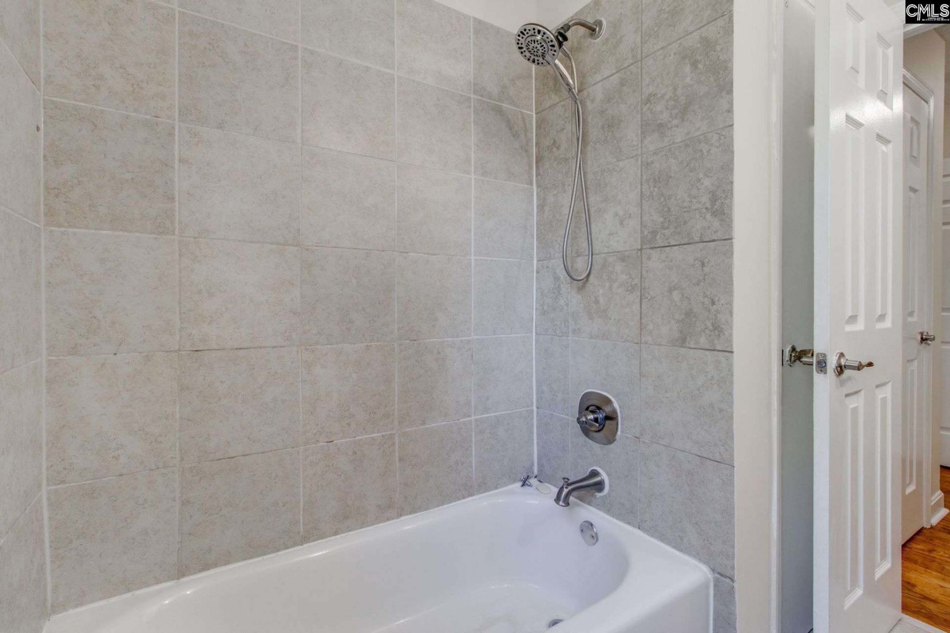 2533 Chatsworth Road  Photo 29