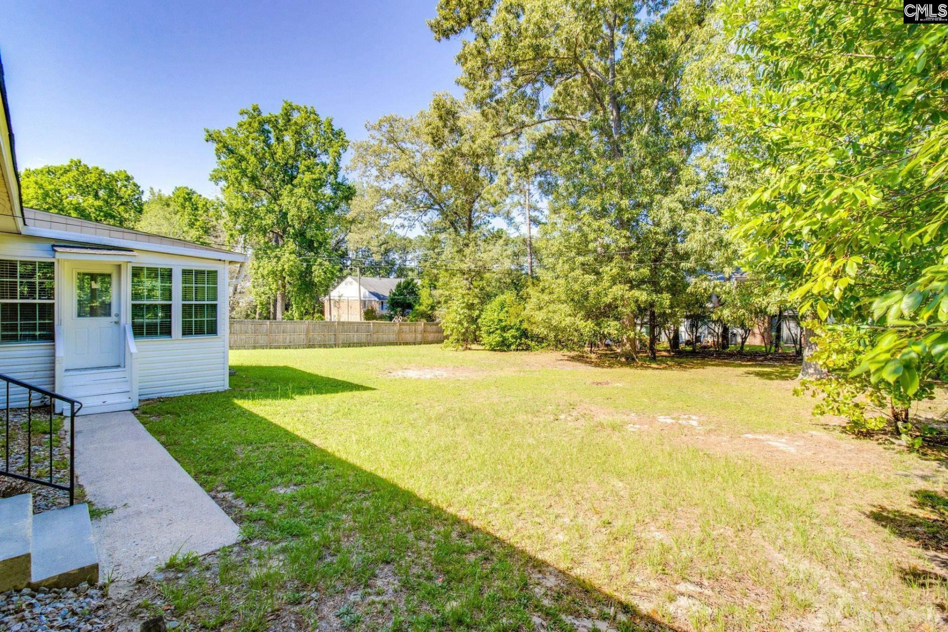 2533 Chatsworth Road  Photo 33