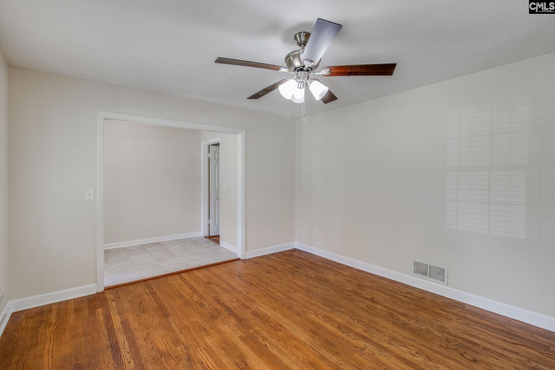2533 Chatsworth Road  Photo 8