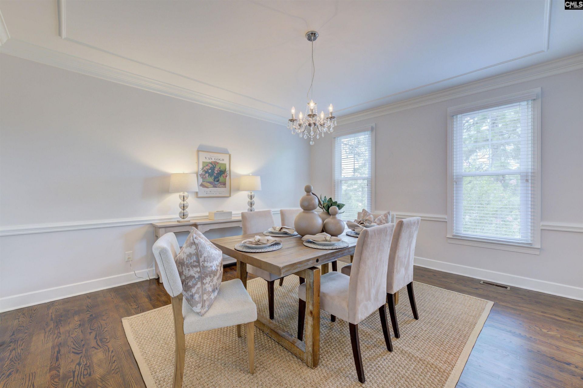 121 Cowdray Park  Photo 10