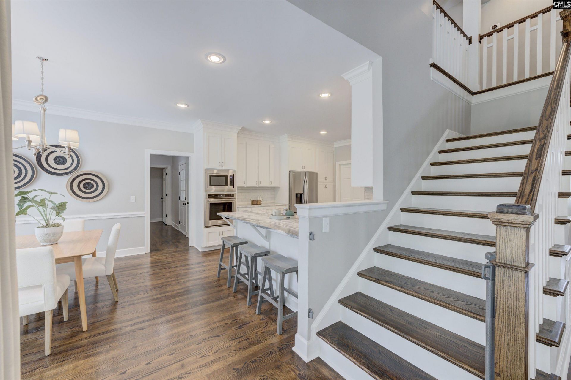121 Cowdray Park  Photo 18