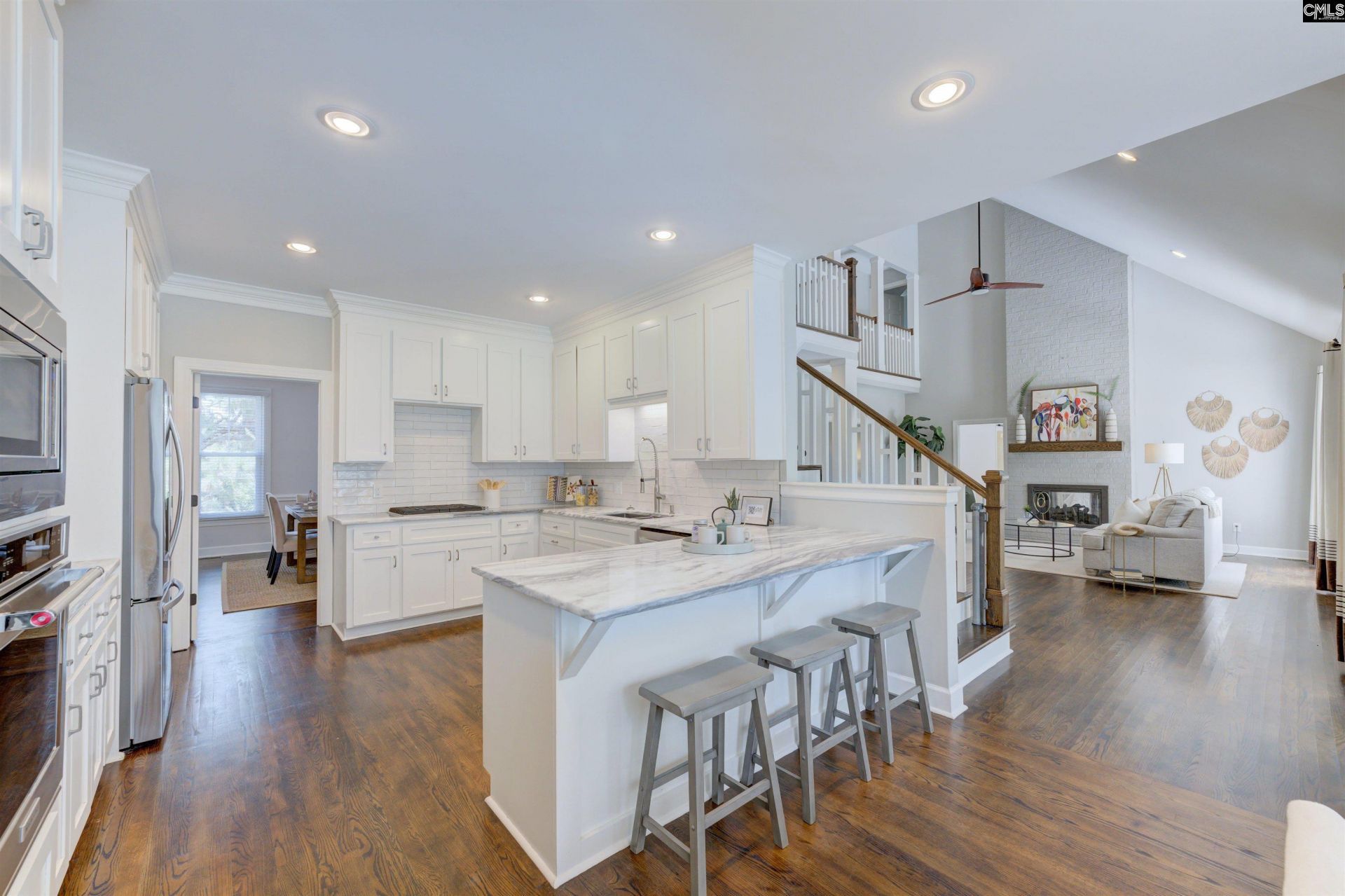 121 Cowdray Park  Photo 20