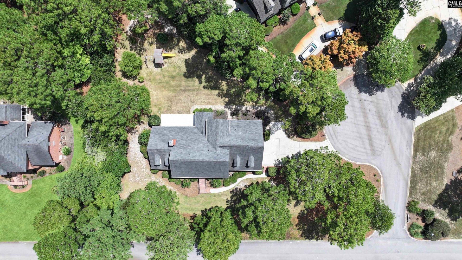 121 Cowdray Park  Photo 50
