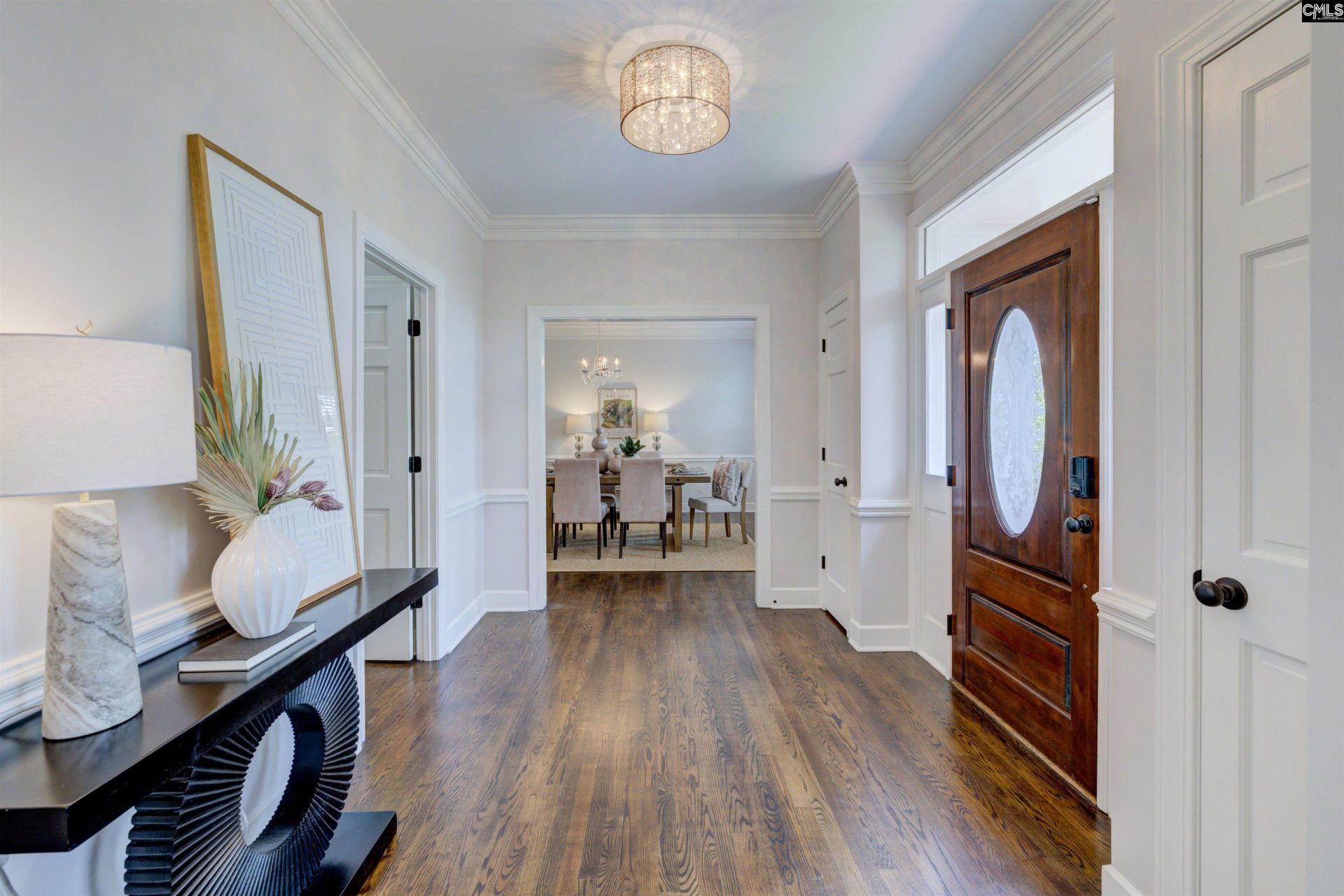 121 Cowdray Park  Photo 7