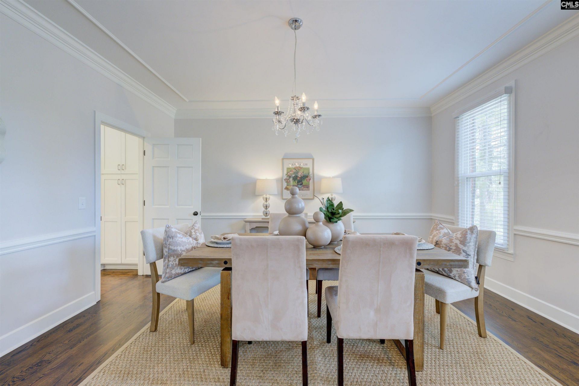 121 Cowdray Park  Photo 9