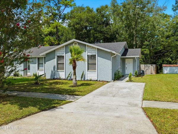 2726 HIDDEN VILLAGE Drive, Jacksonville, FL 32216