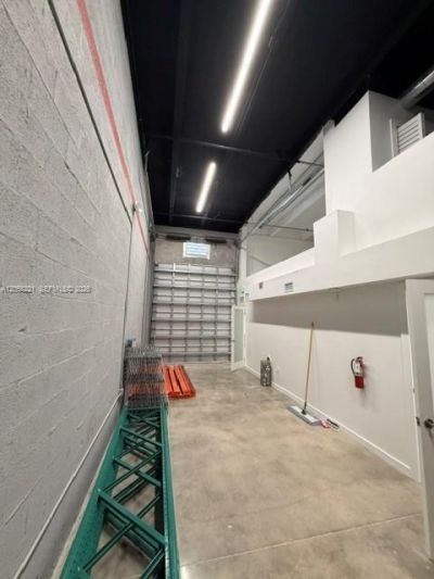 10601 NW 122nd St , Unit 20, Medley, FL 33178 Photo
