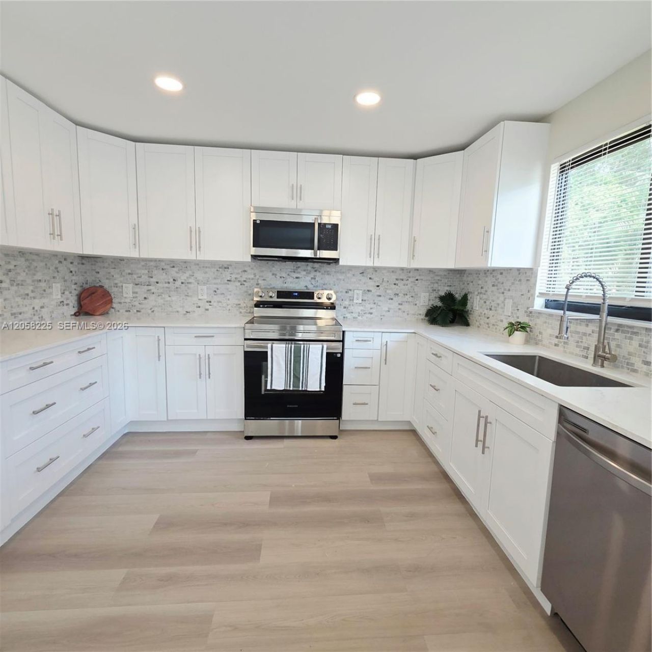 601 NE 1st St , Pompano Beach, FL 33060 Photo
