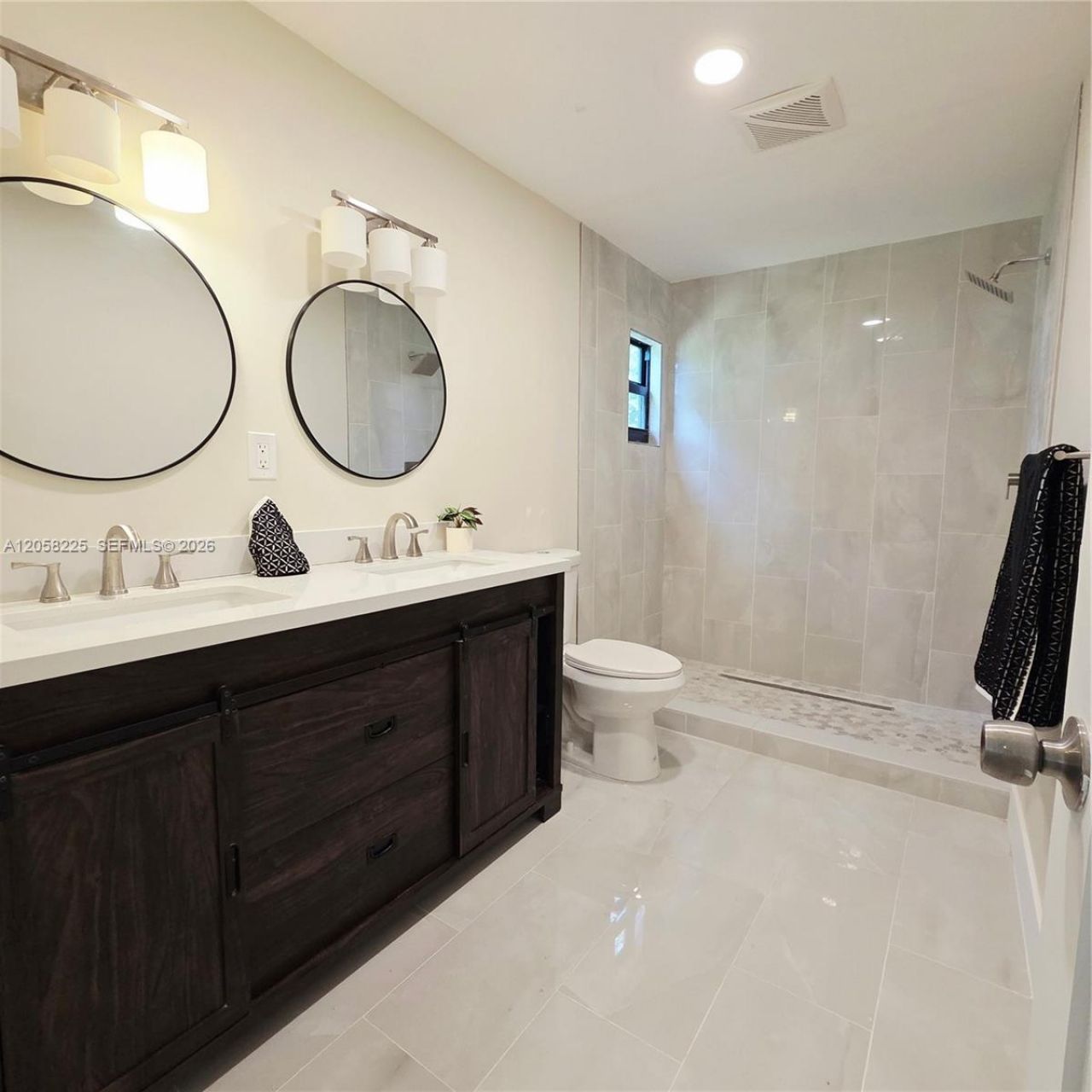 601 NE 1st St , Pompano Beach, FL 33060 Photo