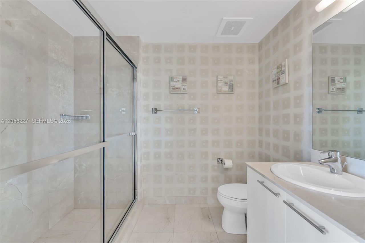 16275 Collins Ave , Unit 1604, Sunny Isles Beach, FL 33160 Photo