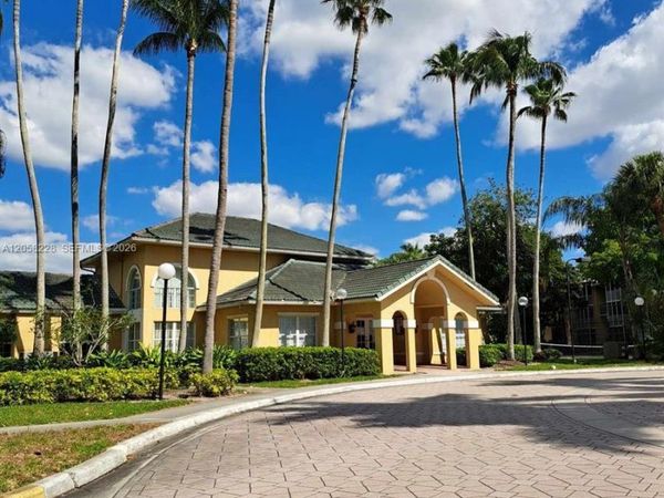 4015 W Mcnab Rd , Unit D309, Pompano Beach, FL 33069