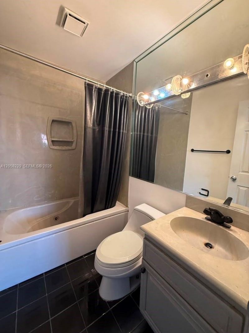 14720 SW 106th Ter, Miami, FL 33196 Photo