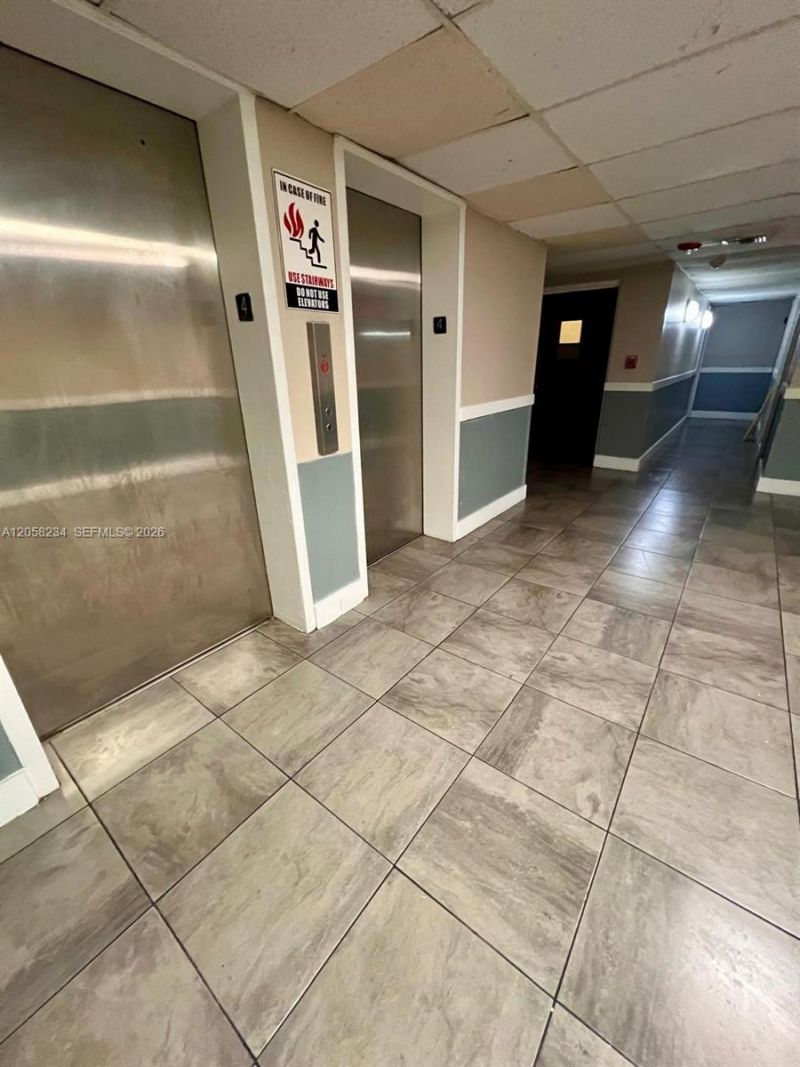 700 NW 214th St, Unit 411, Miami Gardens, FL 33169 Photo