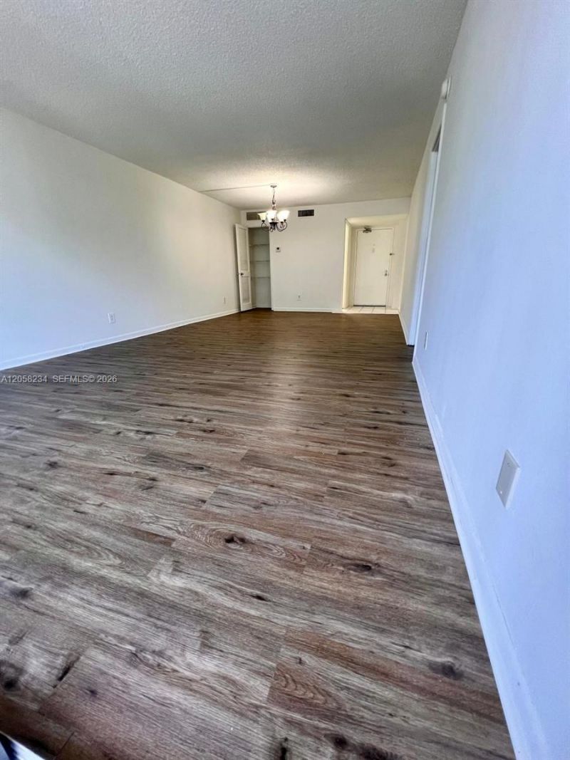 700 NW 214th St , Unit 411, Miami Gardens, FL 33169 Photo