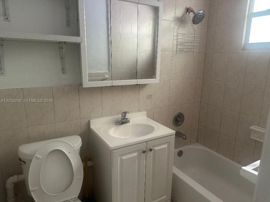 61 NW 24th Ave, Unit RF, Miami, FL 33125 Photo
