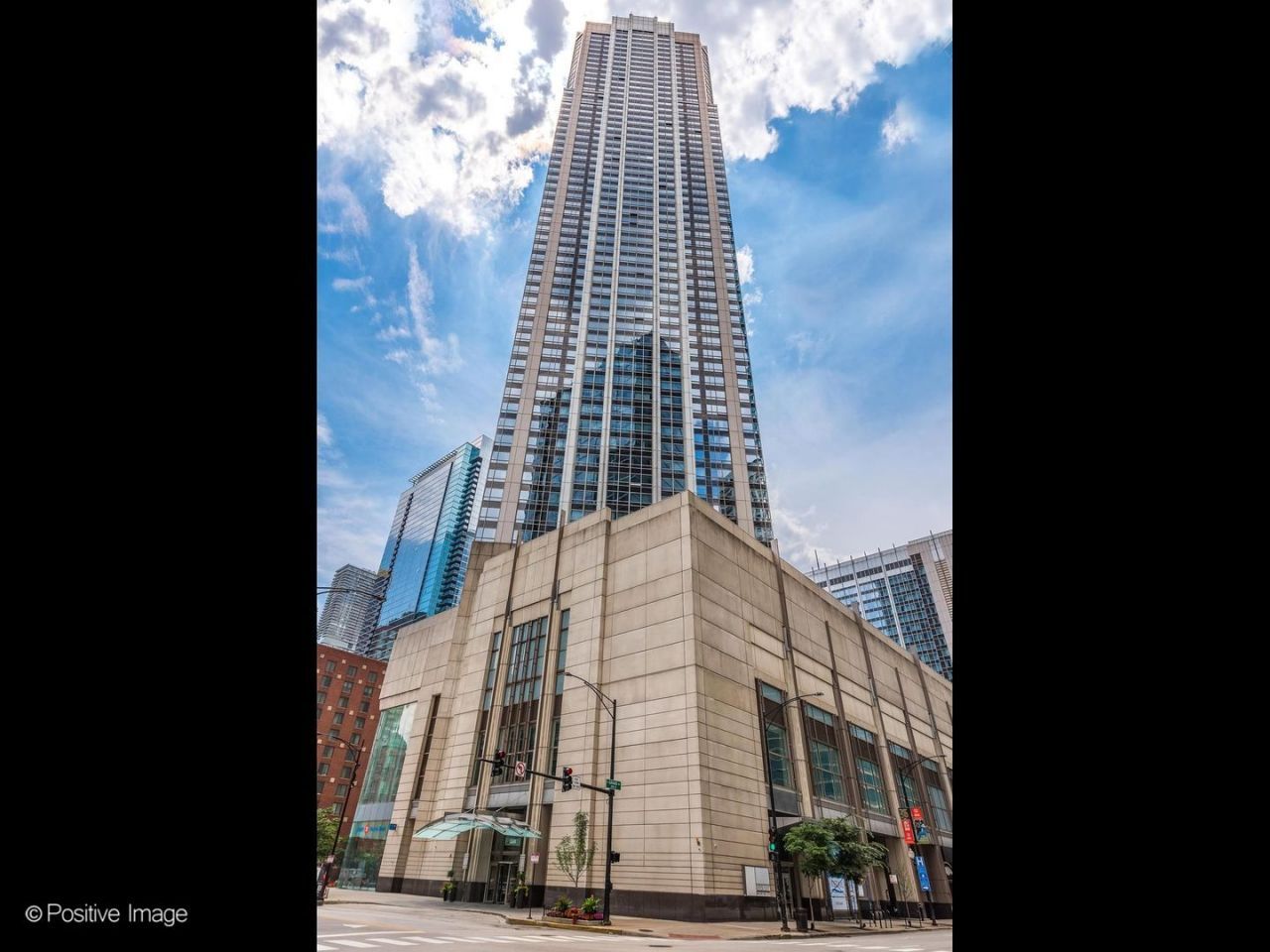 512 N MCCLURG Court , Chicago, IL 60611