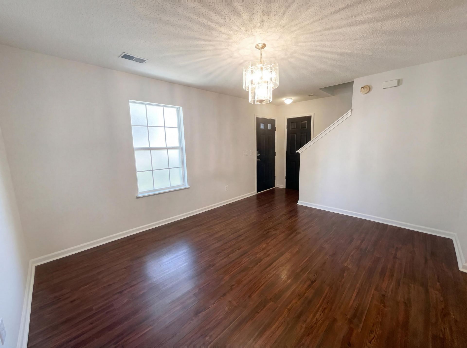 318 Aberdeen Circle Photo 4