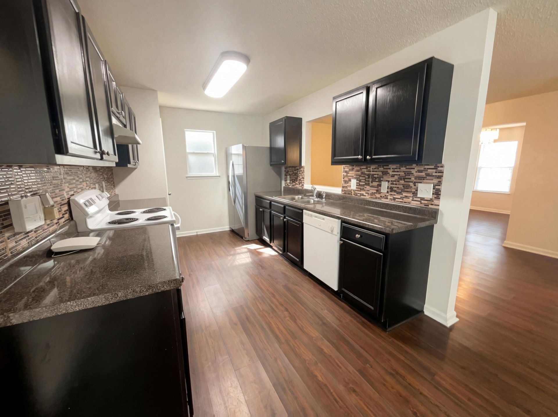 318 Aberdeen Circle Photo 5