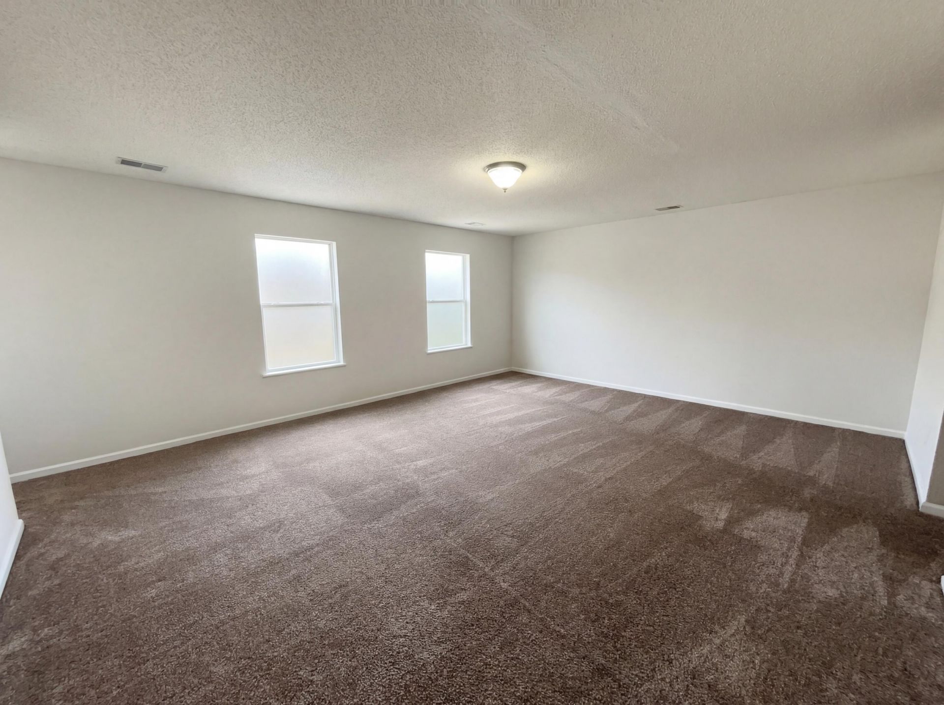 318 Aberdeen Circle Photo 7
