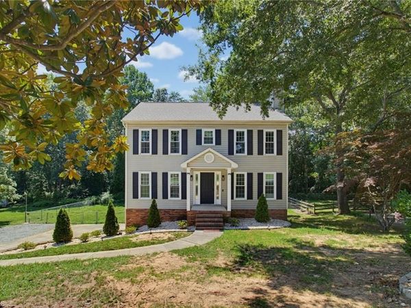 6013 Stone Bluff Drive, Clemmons, NC 27012