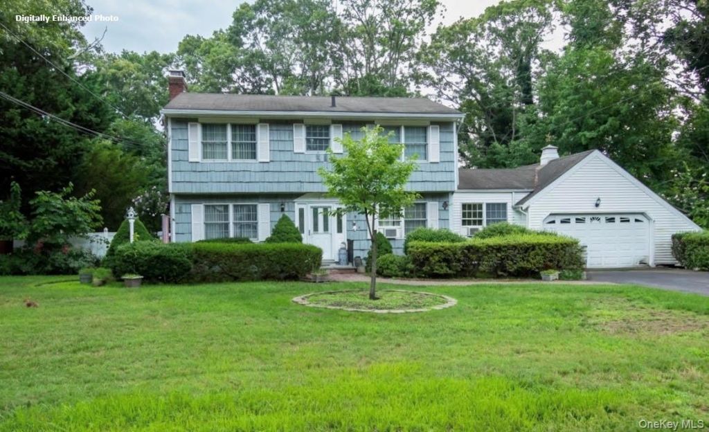 8 Skyview Lane , Stony Brook, NY 11790 Main Photo