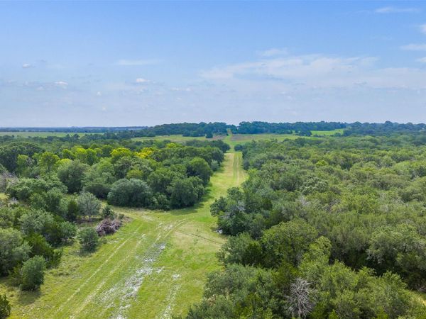 000 Schuster RD, Round Top, TX 78954