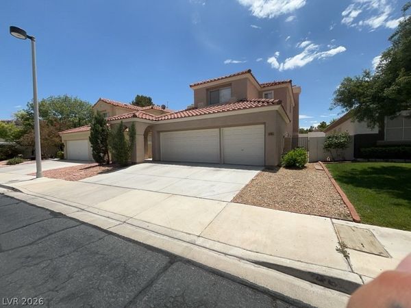 9765 Trail Rider Drive , Las Vegas, NV 89117