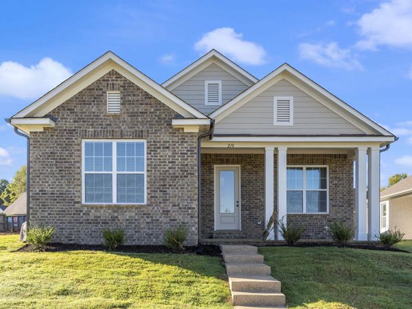 210 OAK HAVEN CIR, Oakland, TN 38060