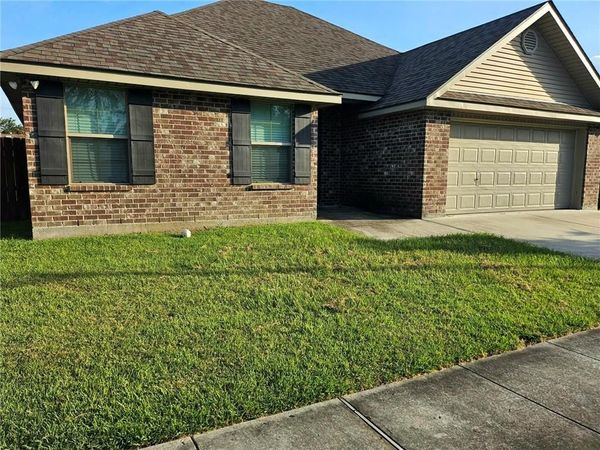 5817 ANDERSON Place , Marrero, LA 70072
