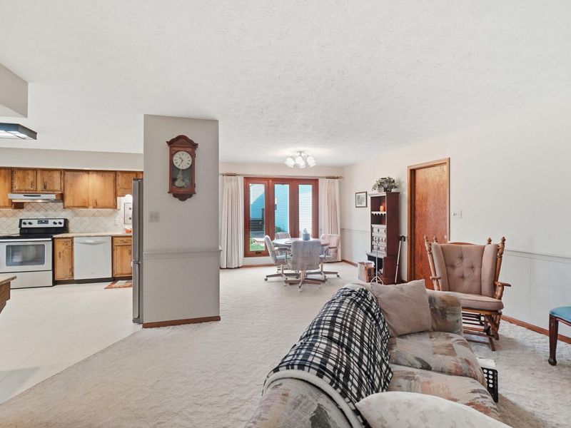15811 Sunset Boulevard, Wapakoneta, OH 45895 Photo 18