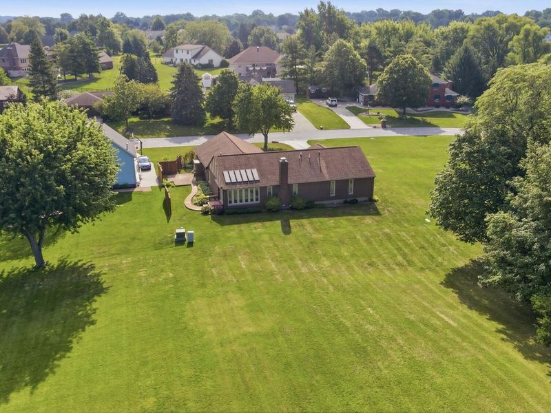 15811 Sunset Boulevard, Wapakoneta, OH 45895 Photo 3