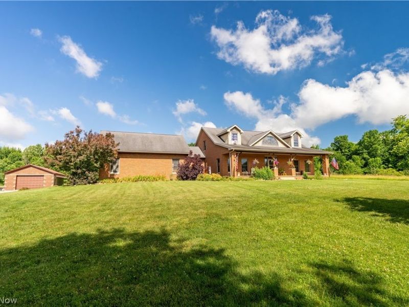 1100 E Bayton Street, Alliance, OH 44601 Photo 2