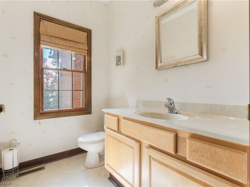 1100 E Bayton Street, Alliance, OH 44601 Photo 29