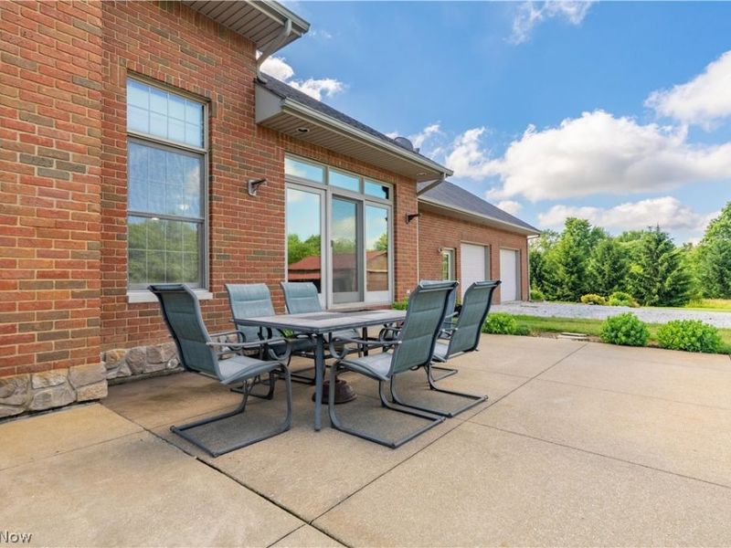 1100 E Bayton Street, Alliance, OH 44601 Photo 9