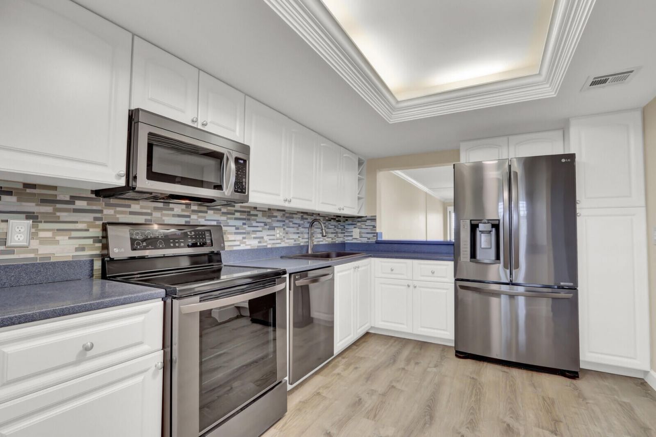 1036 Us-1, Unit 221, North Palm Beach, FL 33408 Photo