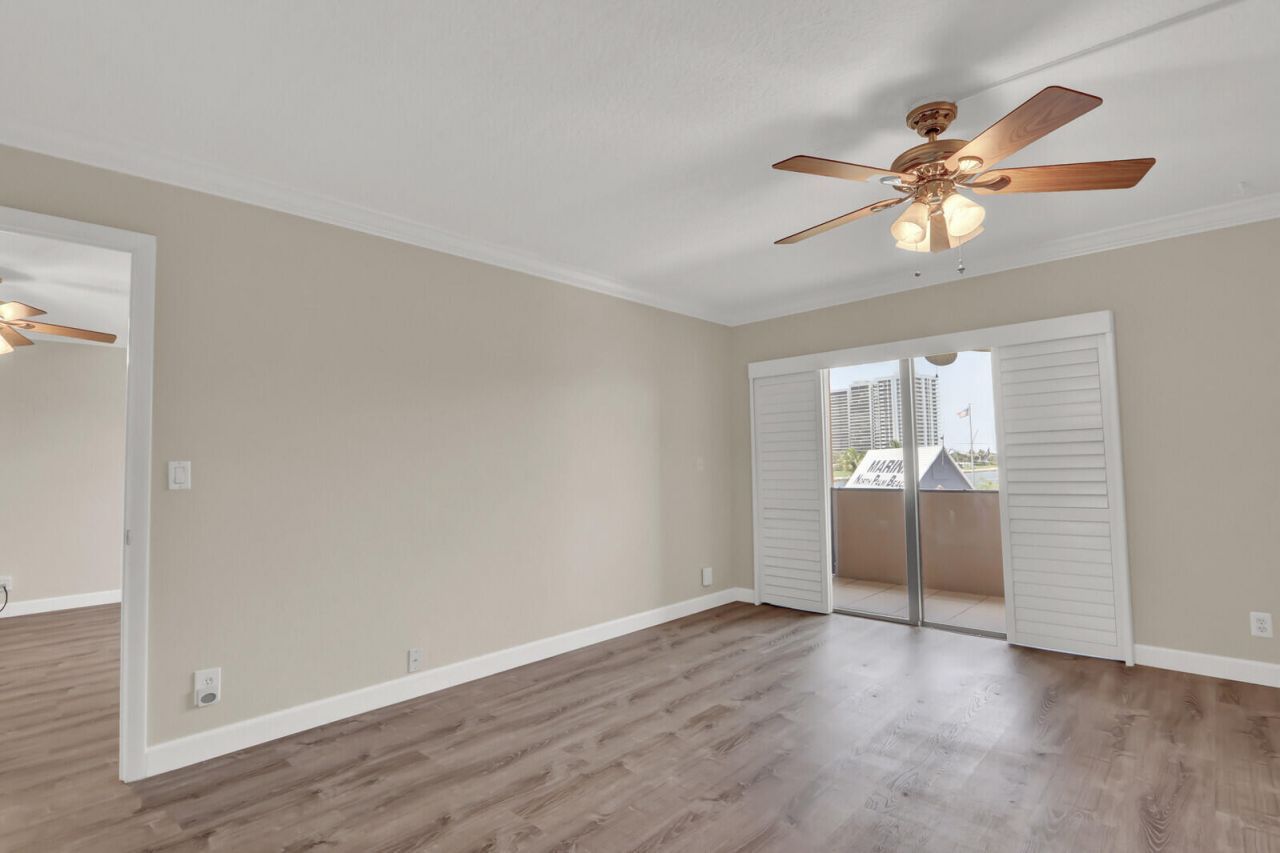 1036 Us-1, Unit 221, North Palm Beach, FL 33408 Photo