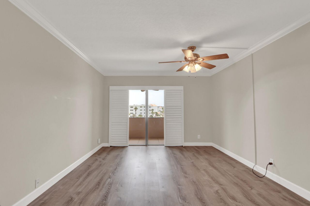 1036 Us-1, Unit 221, North Palm Beach, FL 33408 Photo