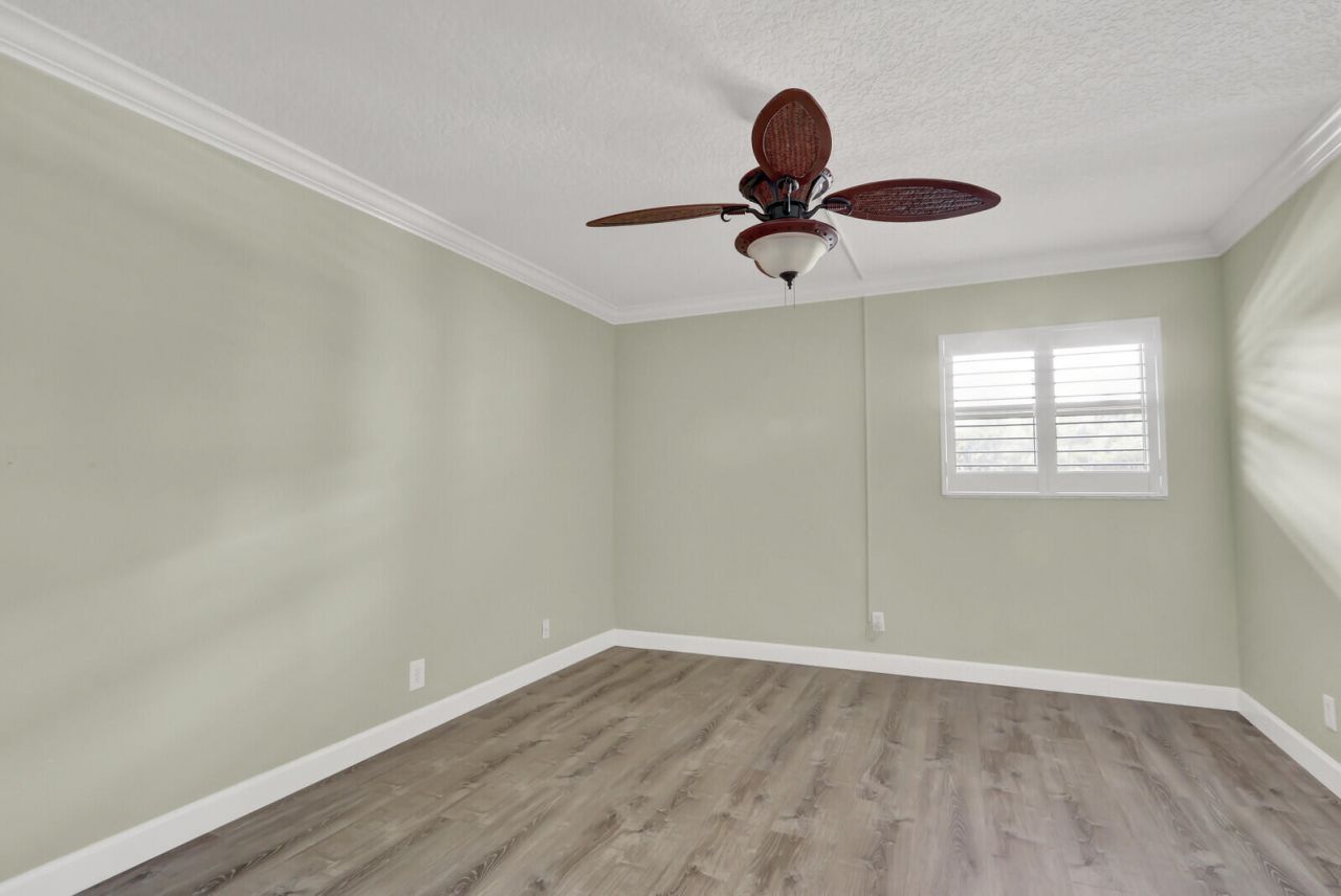 1036 Us-1, Unit 221, North Palm Beach, FL 33408 Photo