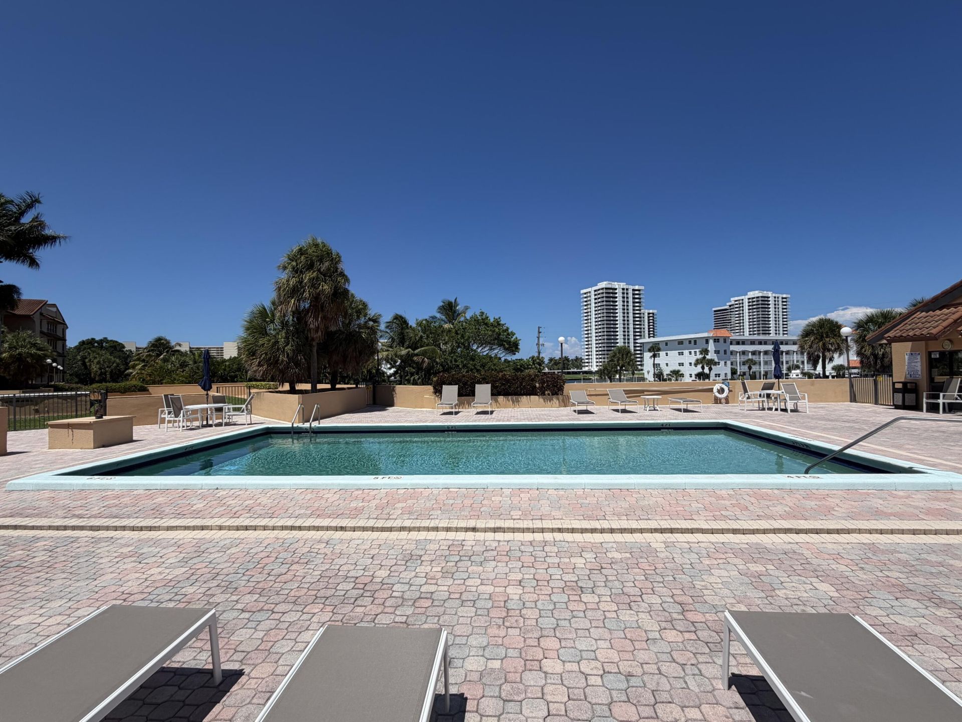 1036 Us-1, Unit 221, North Palm Beach, FL 33408 Photo