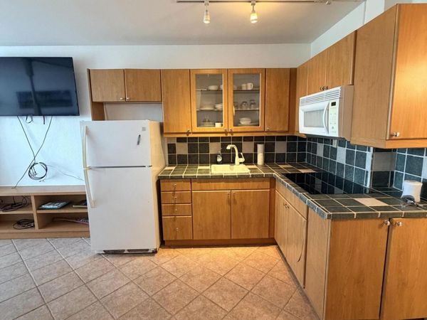 4040 GALT OCEAN Drive, Unit 317, Fort Lauderdale, FL 33308